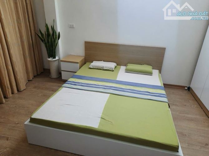 Bán nhà Trần Cung, lô góc, gần ô tô, gần phố, dt 37m.