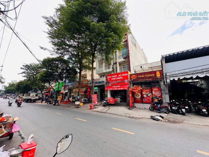 Bán nhà MTKD Đường D5, Bình Thạnh, 4 tầng, 4x20m, Giá 21 Tỷ
