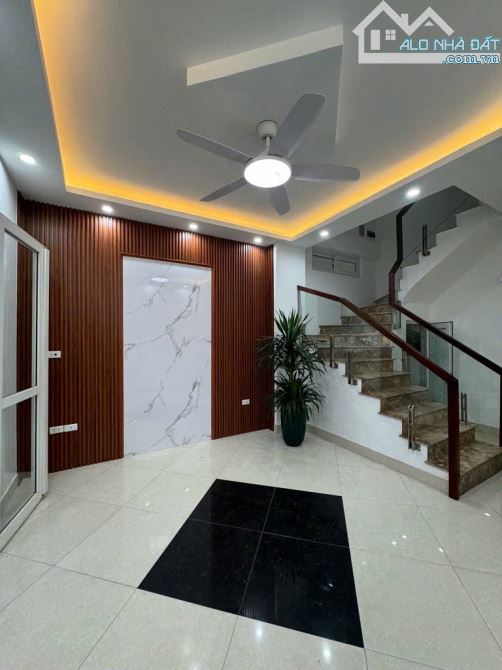 Giảm GIÁ Bán NHANH Nhà 4 tầng Dân xây Thanh Am, gần ô tô, DT 48m, MT 4.1m, nhỉnh 5 tỷ