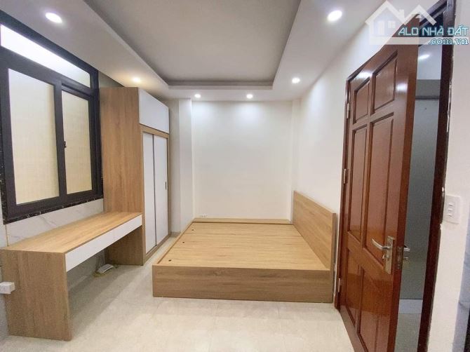 BÁN TÒA CHDV TRIỀU KHÚC NGÕ Ô TÔ 60M2 8 TẦNG 12 PKK GIÁ CHỈ 11 TỶ - 1