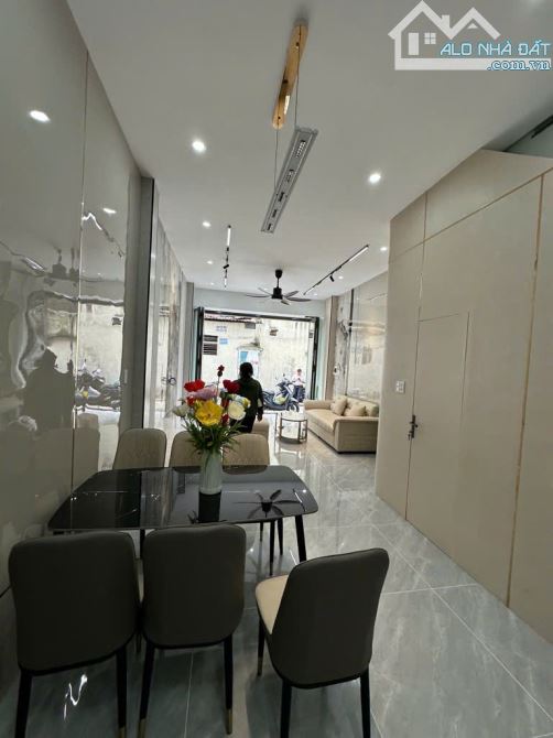 🌏🏡 Nhà mới 45m2 ( 4 x11) - Hẻm thông ô tô - gần Emart Phan Huy Ích - 1