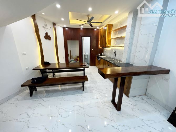 Nhà Khương Trung - 50m², 4 Tầng, Không Gian Thoáng Đẹp, Giá 9.8 Tỷ - 1