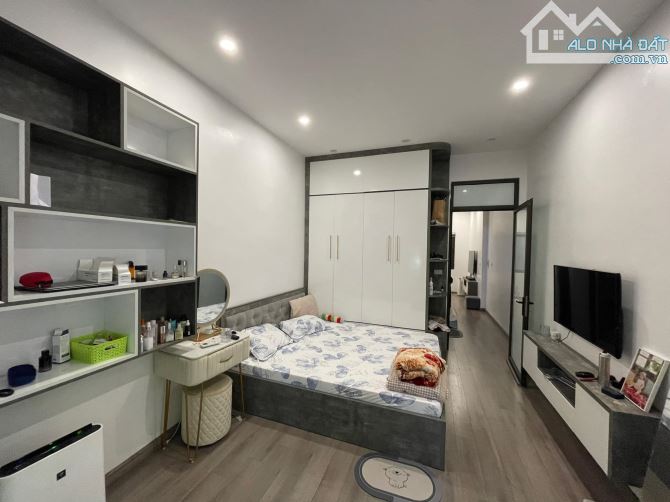 Bán nhà Phố Yên Hòa,Cầu Giấy, Dt 38m*4T*nhỉnh 7 tỷ,Ngõ cực nông thẳng,sát phố, Đẹp đón tết - 1
