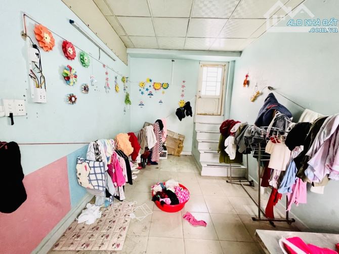 KHUÔNG VIỆT -PHÚ TRUNG -TÂN PHÚ- HẺM  RỘNG 8M– DT: 8*22M -GIÁ 19 TỶ 5 - 1