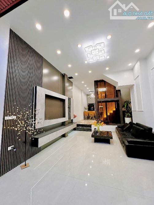Phân lô cán bộ Ngay Tô Hiệu 45m mt4m 5tầng thang máy ô tô vào nhà, KD tại nhà - 2