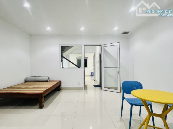 BÁN NHÀ 🏡(Q12) ĐỐI DIỆN UBND Q12 - MẶT TIỀN LÊ THỊ RIÊNG 77M2 - 4 TẦNG - HOÀN CÔNG ĐỦ - - 2