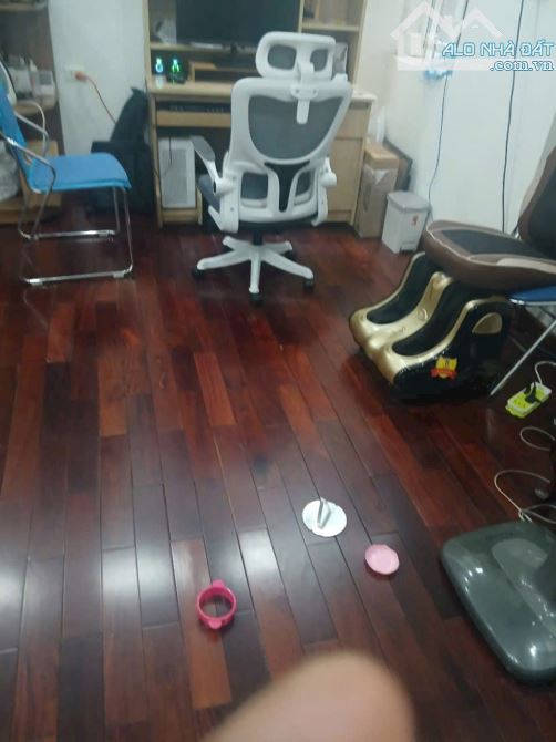 Chính Chủ Gửi Bán - Ngõ 5 Hoàng Quốc Việt - Cầu Giấy - 90Mx 4 Tầng  , mt 6M Giá 22 Tỷ - 2