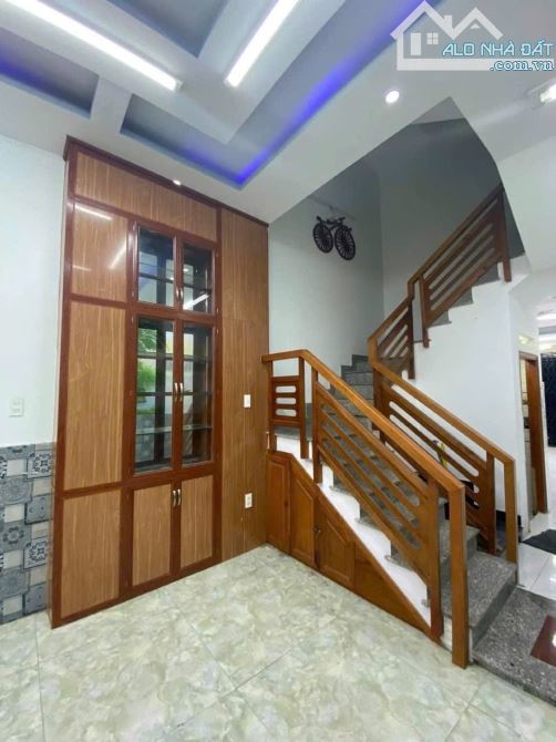 HẺM XE TẢI PHẠM VĂN CHIÊU - 72M2 - 5 TẦNG - 10 PHÒNG - ĐANG KHAI THÁC 50TR/1T - GIÁ 9.3 TỶ - 2