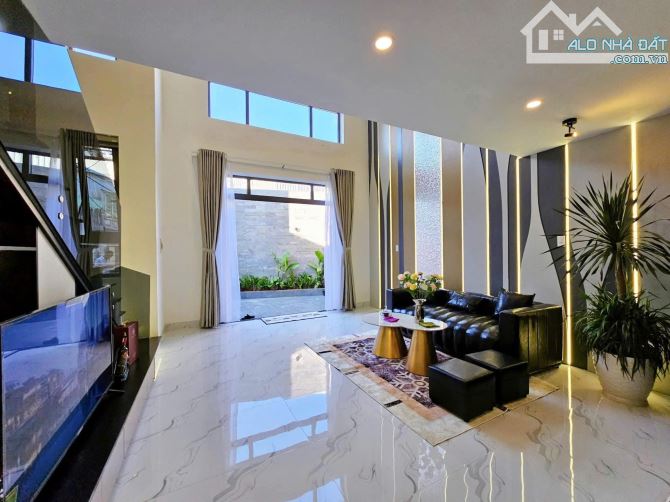 NHÀ ĐẸP NÀY MÀ KO MUA THÌ MUA NHÀ NÀO. KIỆT ĐẸP MÀ GIÁ QUÁ MỀM - 2