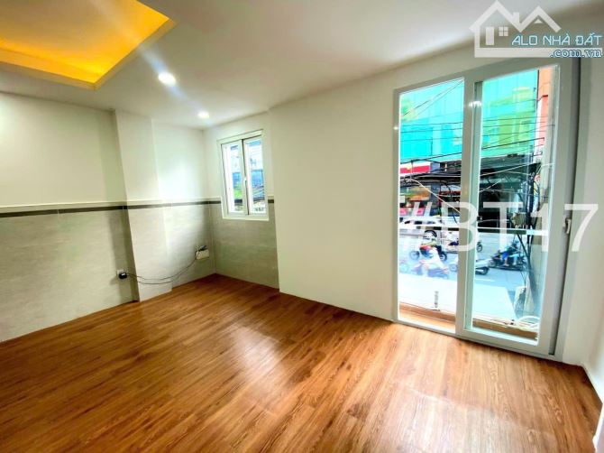 [BT17]Góc 2 mặt tiền Đinh Bộ Lĩnh, Bình Thạnh. DTSD 90m2 giá chỉ 8,x T - 2