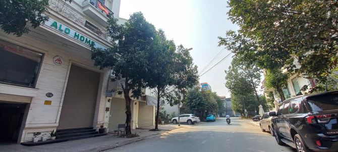 Bán nhà 3 tầng Ninh Xá . dt 83m , mt 5,6m . giá 10ty6 - 2