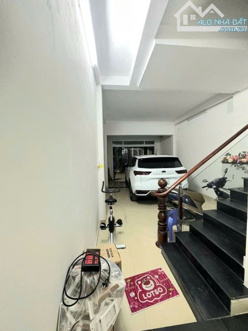 Giảm 200tr - Gần Vong xoay Phú Hữu, Thủ Đức - Ô tô - 54m2 - 4 tầng - chỉ 6,x tỷ (TL) - 2