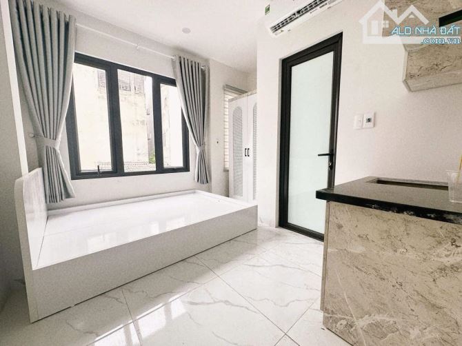 Bán tòa nhà căn hộ dịch vụ, nhà trọ thang máy 7 tầng đường cầu giấy quận cầu giấy 50m2 - 3