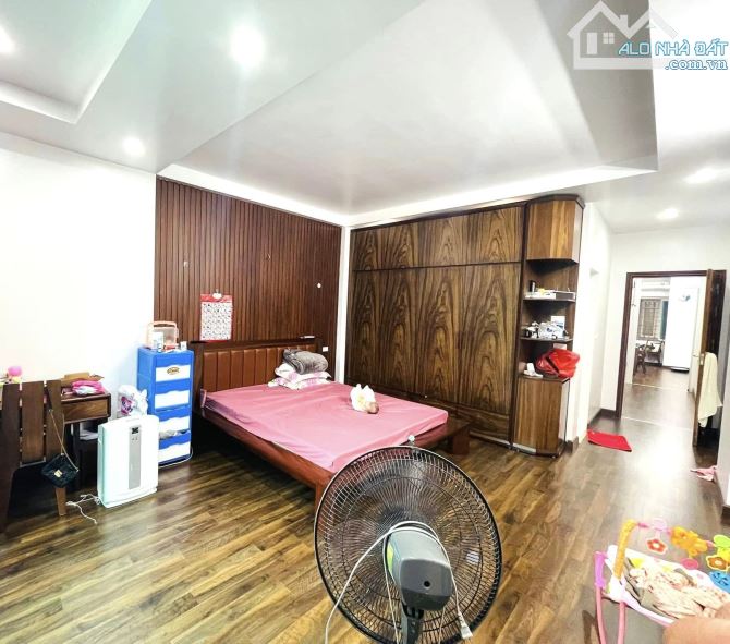 Bán nhà Vạn Phúc 55m, lô góc 3 thoáng ô tô vào nhà, hàng xóm khu đô thị, giá chỉ hơn 8 tỷ - 3