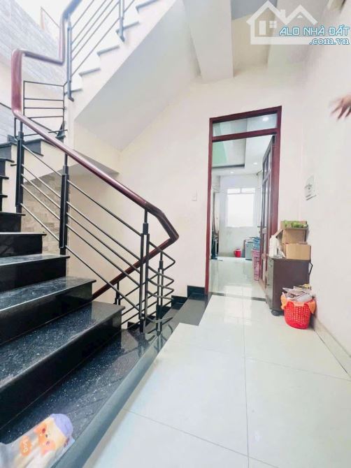 Bán nhà Trường Chinh Phường 12 Tân Bình 47m2, HXH, 4 tầng, giá chỉ 4,3 tỷ TL - 4