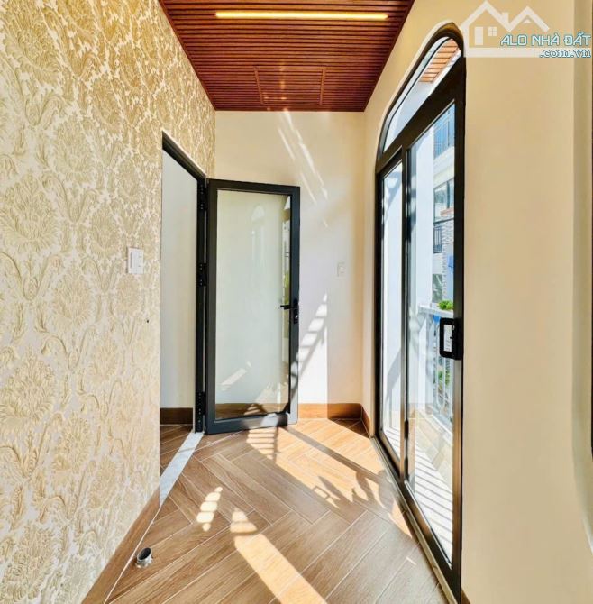 Bán gấp nhà 2MT HXH  Cách Mạng Tháng Tám Quận 10- 56m2 - giá 9.3 tỷ. - 4
