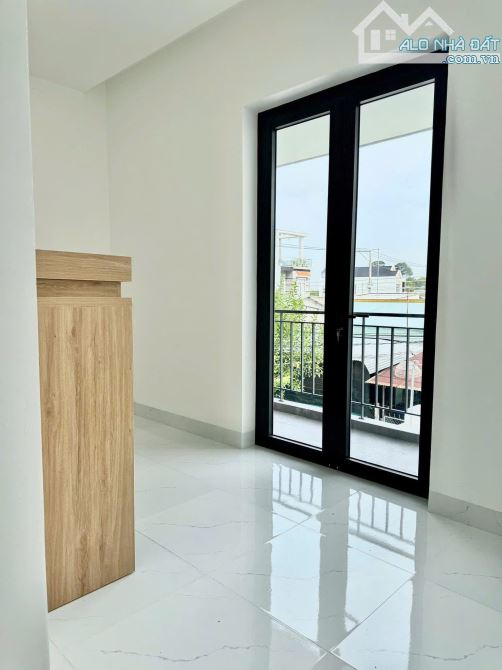 Gia Đình Chuyển Nhà Bán Ngay Căn Nhà Lầu Siêu Đẹp 5mx27m - 6