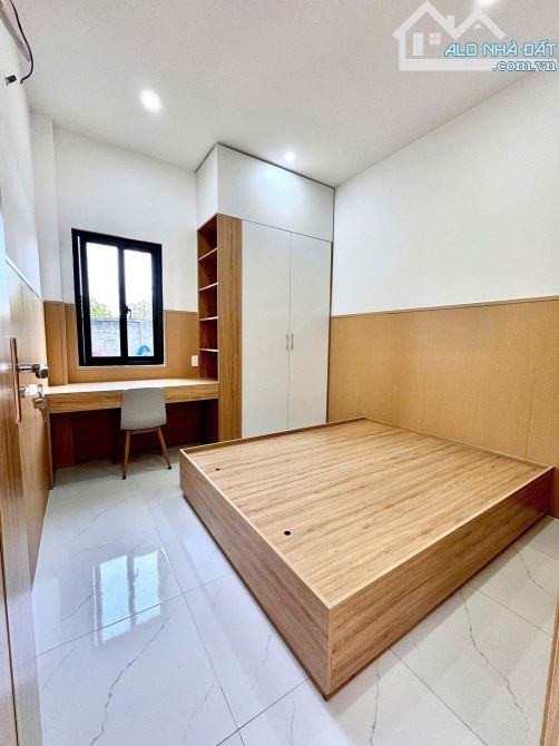 Gia Đình Chuyển Nhà Bán Ngay Căn Nhà Lầu Siêu Đẹp 5mx27m - 8