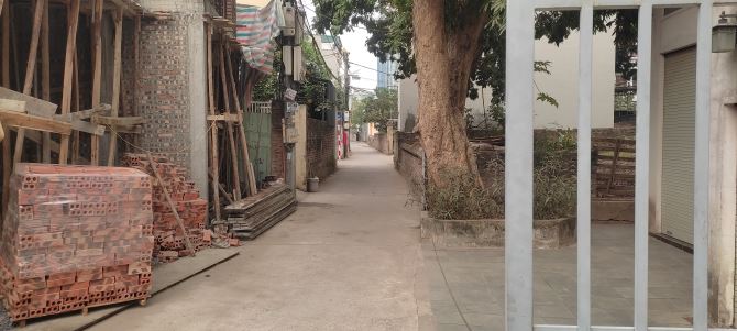 Cự Khối, bán nhà MỚI 33m2 4 tầng 3PN, Ô tô, sát phố chỉ 4tỷ - 1