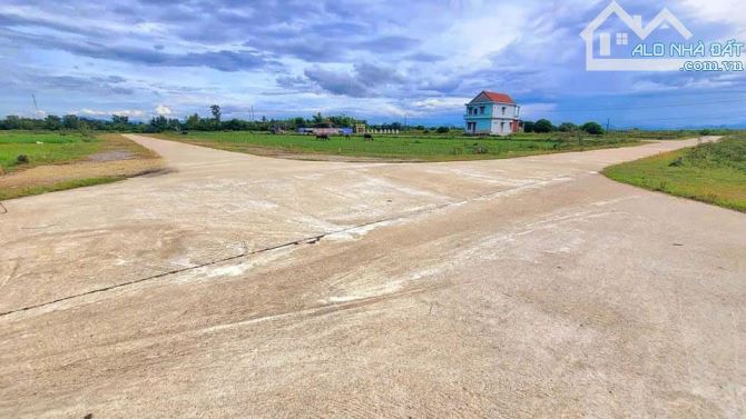 Đất nền kqh xuân ổ về nhà hàng duyên anh mất 8km giá 5xx triệu