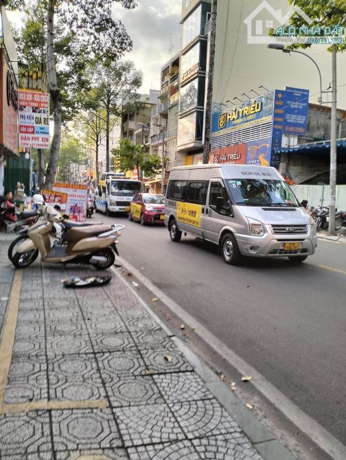 Tài chính hơn 15 tỷ muốn có nhà MT kinh doanh TT Q.1 thì đây là một lựa