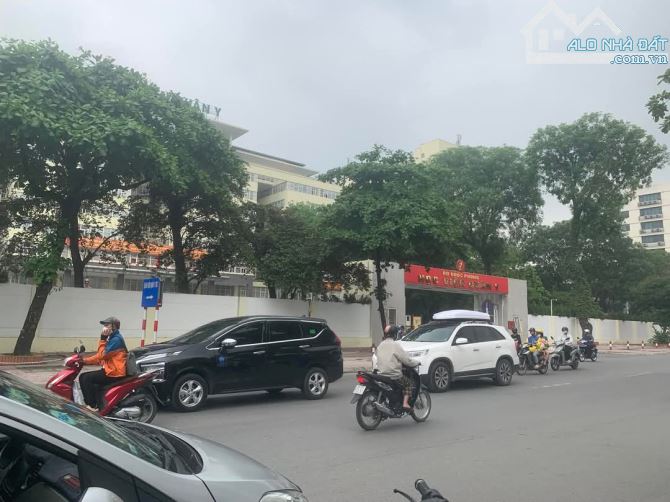 Nhà Văn Quán 55m ngay Viện 103 ngõ nông, rộng 2.5m giá 8tỷ5