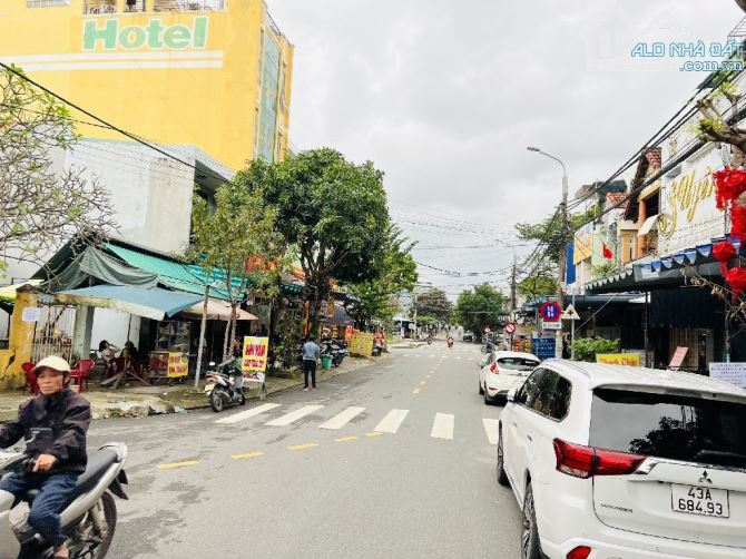 SỤP HẦM LÔ GÓC MẶT TIỀN KINH DOANH CAO SƠN PHÁO GẦN CHỢ, ĐANG CHO THUÊ 12TR/ THÁNG.