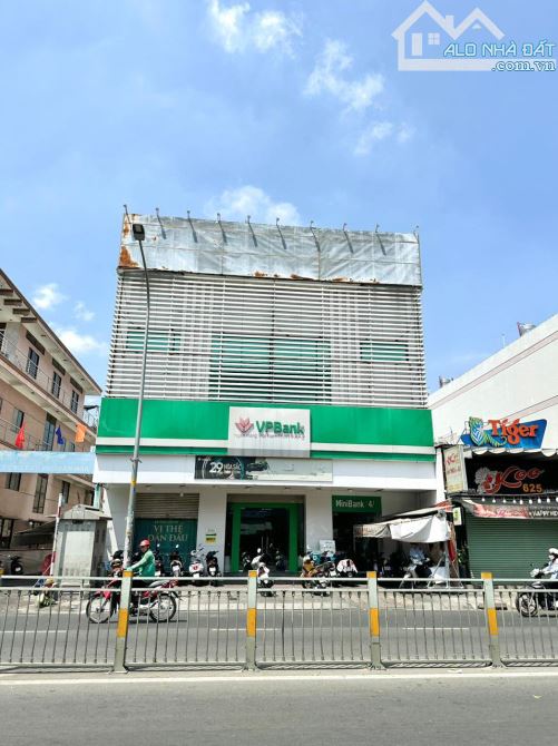 Góc 2MT Tô Hiến Thành, Quận 10, 10x30m, NH: 18m2, 5 Tầng - HĐT: 350 triệu, giá 115 tỷ