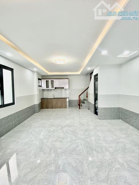 🎉 Quận 7 - Đường Nguyễn Văn Quỳ - hẻm ba gác - Nhà mới 40m2 2 tầng