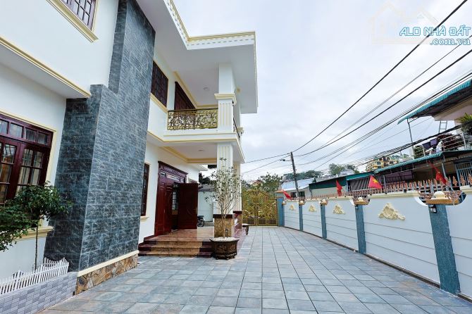 Bán villa 540m2 1 trệt 1 lầu hẻm 3/4 p3, TP Đà lạt giá 35 tỷ - 1