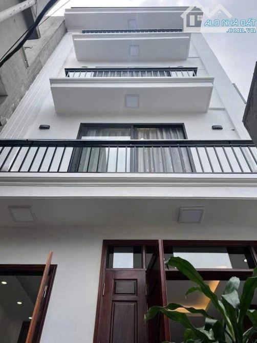 NHÀ ĐẸP PHÚ ĐÔ 40 m² - 6 TẦNG - THANG MÁY - NHÀ MỚI TINH - GẦN Ô TÔ - GIÁ 7.x tỷ - 1