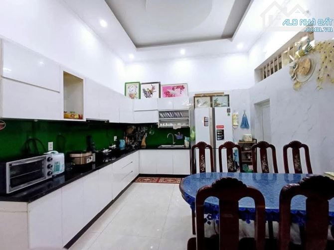 🔰CCDV-MS.52 - Bán gấp biệt thự đường Phan Chu Trinh p Vũng Tàu tp HCM. Giá 12.9 tỷ - 1