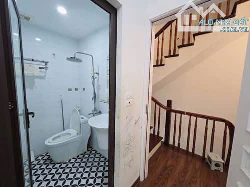 BÁN NHÀ PHỐ CẦU GIẤY - 35M2, 5 TẦNG - NGÕ THOÁNG, BAGAC PHI - CẠNH ĐƯỜNG LÁNG, HƠN 8 TỶ - 2