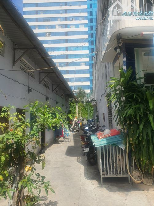 CẦN BÁN LÔ ĐẤT MẶT TIỀN ĐƯỜNG NHÀ THỜ, TP NHA TRANG GIÁ 8,4 TỶ - 2
