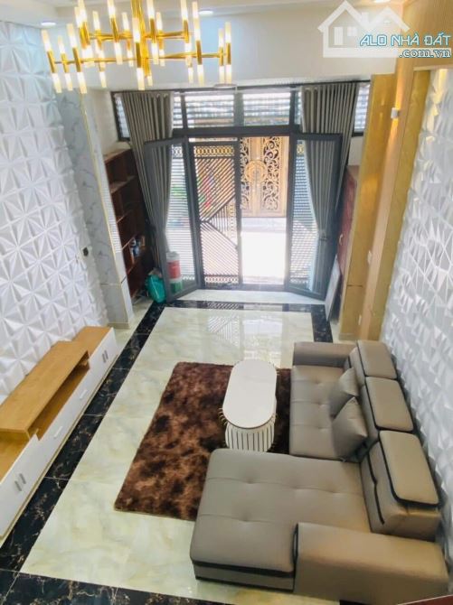 Bán nhà Quang Trung, Phường 8. 4 Tầng đủ nội thất, giá 7.1 tỷ - 2