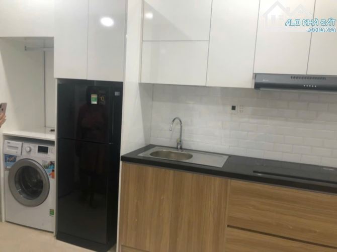 Bán toà căn hộ 12 phòng ngay biển Mỹ Khê - 2