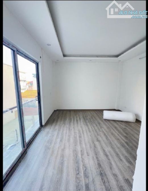 5.6 tỷ/ 32 m2/ 6 tầng/ kim quan/ việt hưng - 3