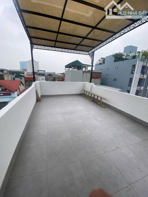 Bán Nhà Phố Hoàng Mai:30M2,5 tâng,3 PN Giá 7,3 tỷ - 3