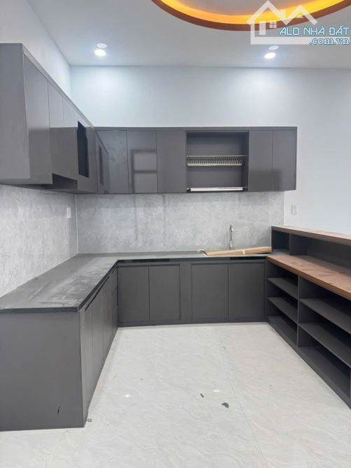 Bán nhà 2 tầng mới xây, hẻm ô tô Ngô Đến, 66m2 giá 3,3 tỷ - 4