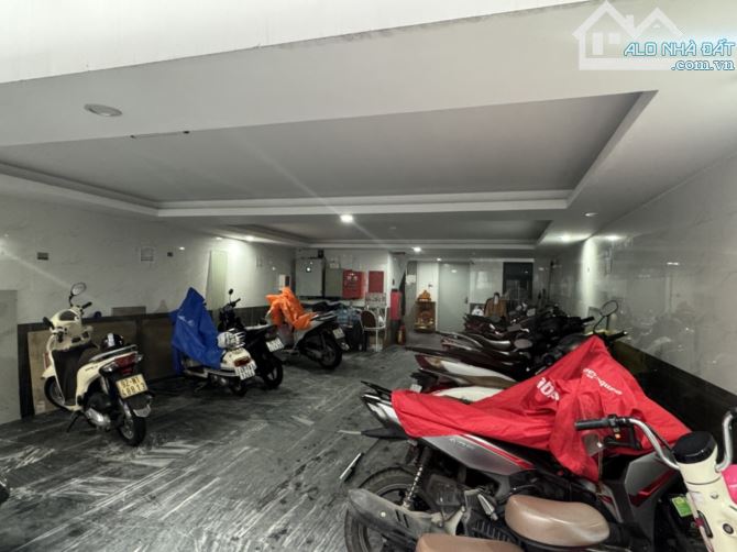 Bán toà căn hộ 12 phòng ngay biển Mỹ Khê - 4