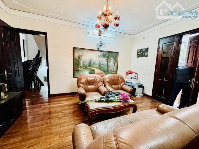 Bán Biệt Thự Phố Trần Nguyên Đán- Định Công-150m2^4 Tầng^MT 10m- 48.8 Tỷ - 5