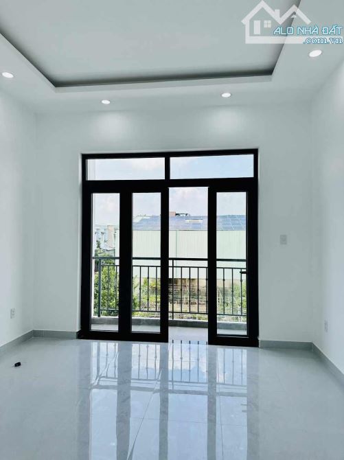 Bán nhà Tỉnh Lộ 10,Tân Tạo Bình Tân  Dt: 53m2 - 2 tầng  - 4 x 13m - 6