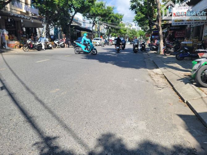 Bán 450m2 đất mặt tiền Chính Hữu, Sơn Trà. Ngay công viên biển Mỹ Khê.
