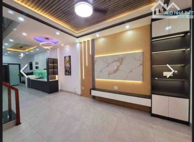 Nhà 2 tầng mới 100% Hòa Khánh Nam - Liên Chiểu Đà Nẵng chỉ 2ty850 ô tô vào tận nhà