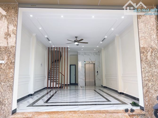 Bán nhà đẹp tại Lê Trọng Tấn Hà Đông thang máy vèo vèo 50m2 nhỉnh 11 tỷ