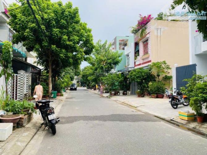 🏩 Bán đất mt Nguyễn Chích, 83m2 giá 3.65 tỷ