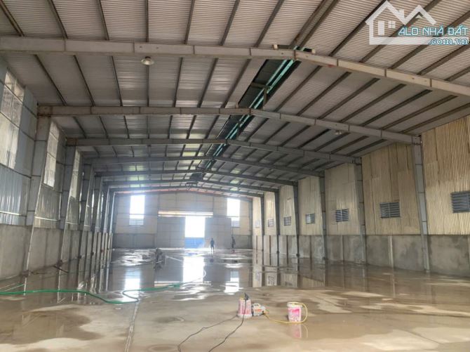 Cho thuê nhà kho 1,100m2 ngay Hòa Sa , Đông Anh . có trang bị hệ thống PC đầy đủ