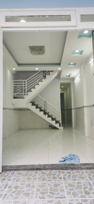 P11, Bình Thạnh - Cho thuê nhà dt 60m2 x 2 tầng. Gíá 11 triệu/ tháng