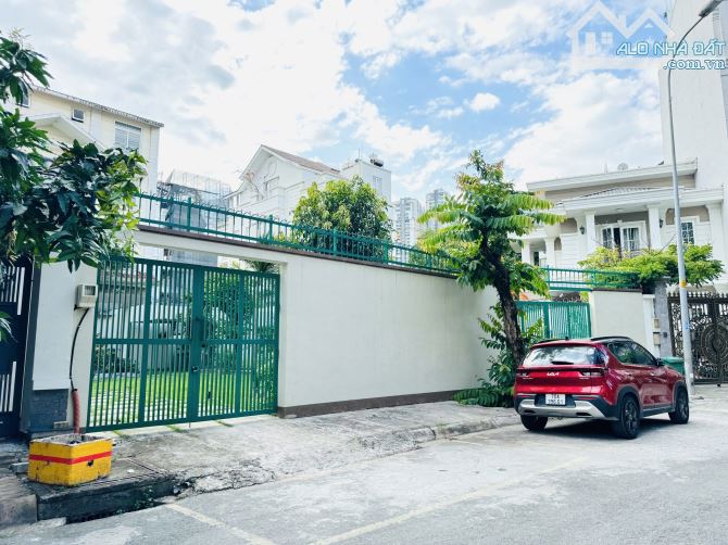 Bán Đất Biệt Thự Khu Ven Sông Sài Gòn,Đường Trần Não,Q2 DT:480m2(15mx20m)-Giá 165triệu/m2 - 1