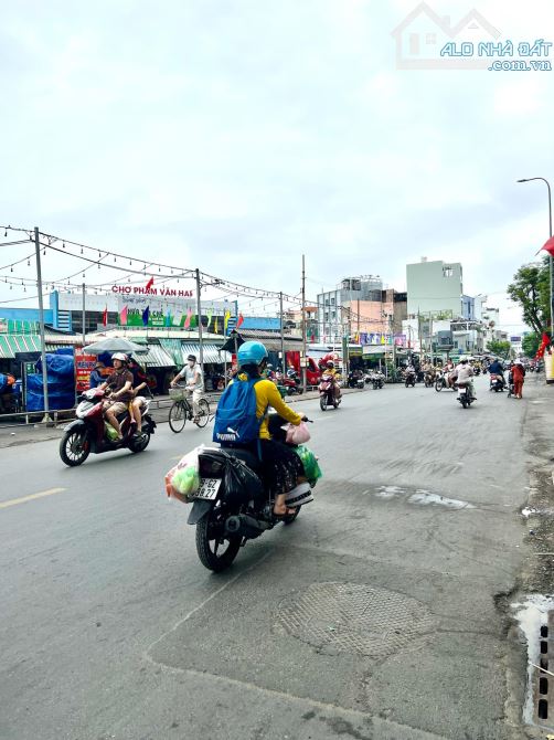 Bán nhà gần chợ Phạm Văn Hai _Lê Văn Sỹ,Q.Tân Bình, 69m2, 2 tầng,3pn, hẻm thông,7.1 Tỷ - 1